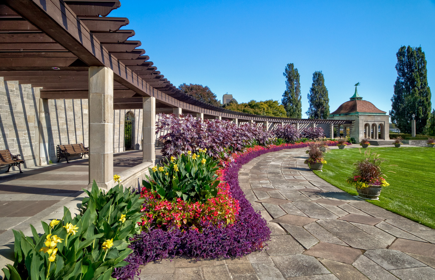 Oakes Garden Theatre Reconstruction